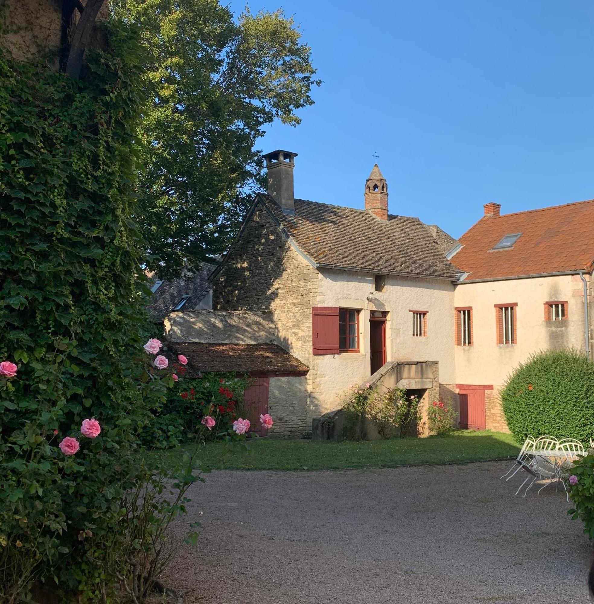 Les Charmes Hotell Jugy Eksteriør bilde